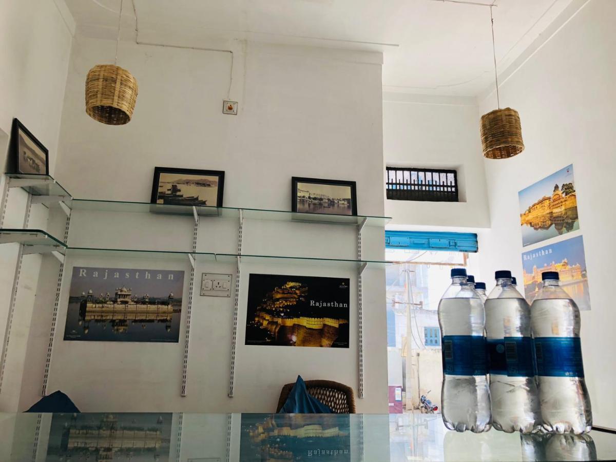 Hotel Nirvana Lakeside Udaipur Luaran gambar