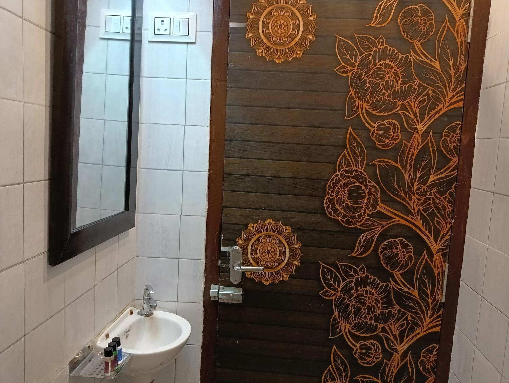 Hotel Nirvana Lakeside Udaipur Luaran gambar