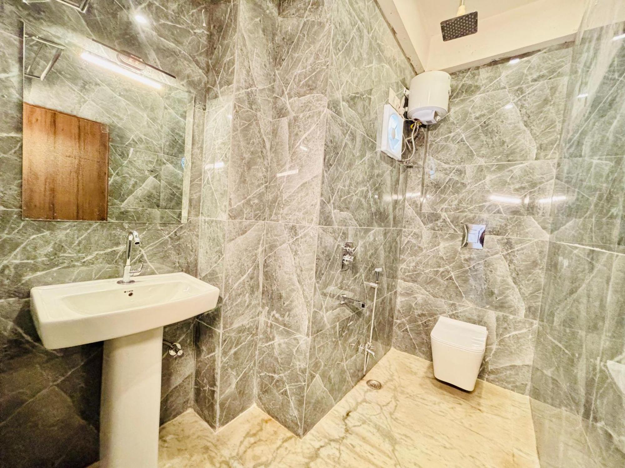 Hotel Nirvana Lakeside Udaipur Luaran gambar